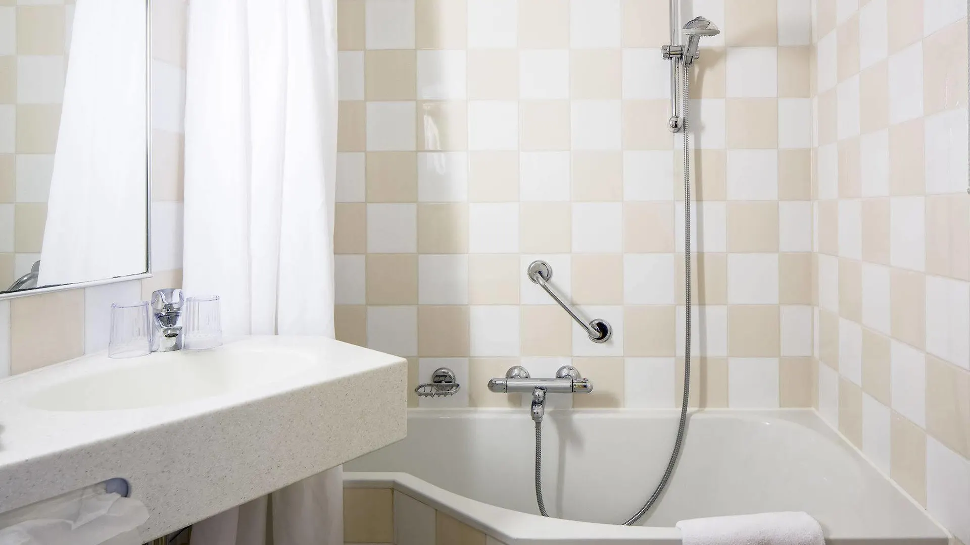 Badhotel The Hague Scheveningen 3*,  Ολλανδία