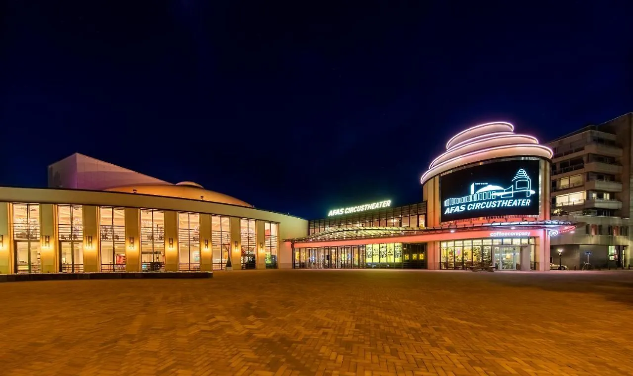 Badhotel The Hague Scheveningen 3*,